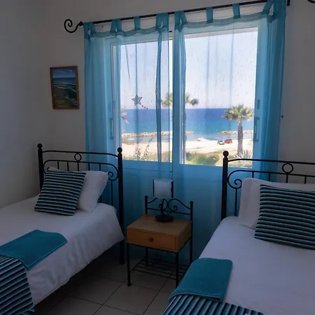 Дом отдыха Sea Front Kristina Хлоракас