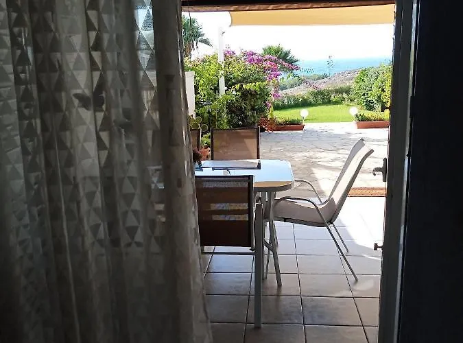 Sea Front Kristina Klorakas